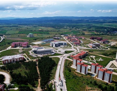 Kastamonu Üniversitesi Grafen Oksit Modifiyeli Kompozit Yapılar İçin TÜBİTAK Desteği Aldı