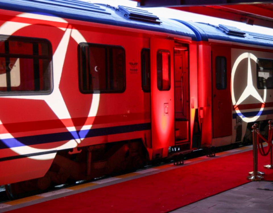 Mercedes-Benz Celebrates 140th Anniversary on Eastern Express: New Electric GLC Debuts in Turkey